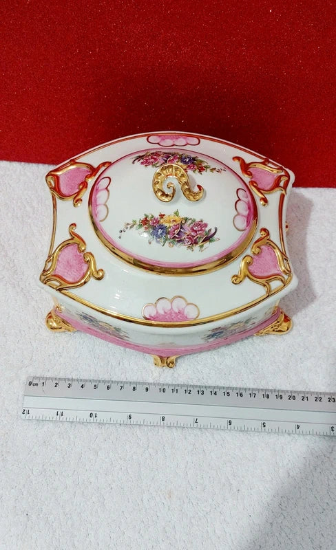 Porcelain Jewelry Box Domingos Ferreira
