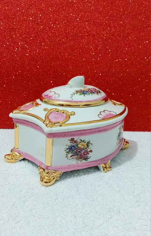 Porcelain Jewelry Box Domingos Ferreira
