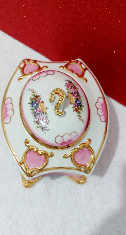 Porcelain Jewelry Box Domingos Ferreira